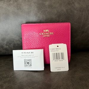 NWT Coach small snap wallet in bold pink! Smoke free